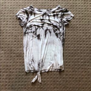Light brown and white American eagle soft tee